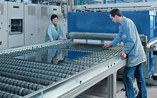 Glass-Toughening-Process-3 glass shower screen