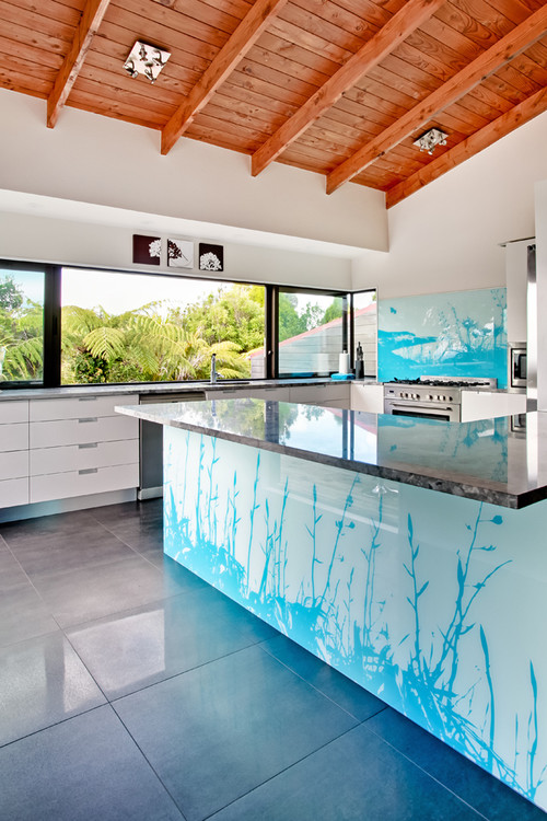 removing-glass-splashback-western-suburbs-melbourne