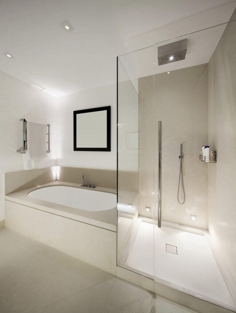 frameless-shower-screen