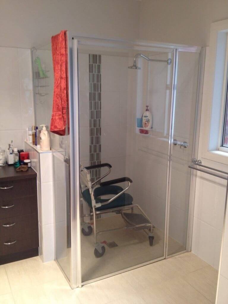 fully-framed-shower